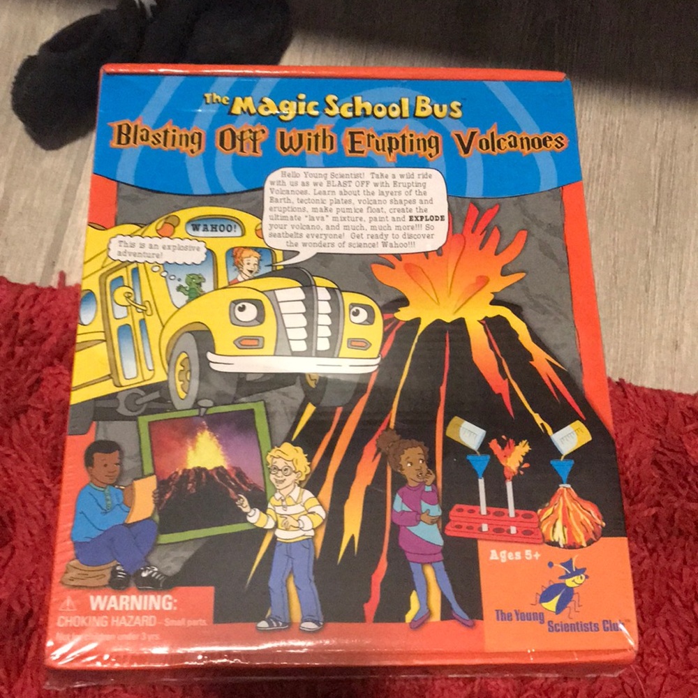 Magic School Bus Erupting Volcano Science kit